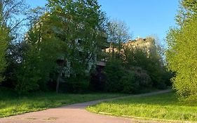 Valley Art House & Parking Bezplatny Podziemny